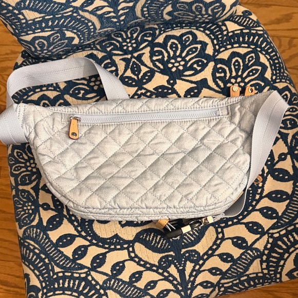 MZ Wallace Chambray metro sling - Picture 2 of 2